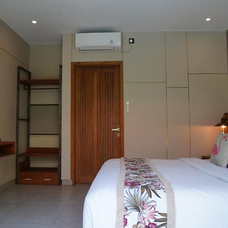 Umah Anyar Hotel Canggu  Exterior photo